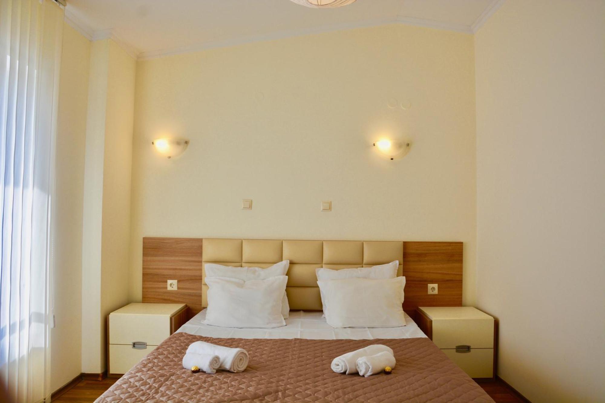 Rainbow 1 Holiday Complex Солнечный берег Экстерьер фото